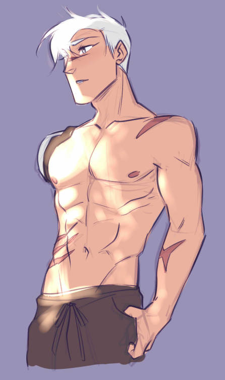 ftlosd:continuing a timeless tradition of shirtless Shiro