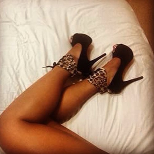 Sunday high heels repost via @diamondbaby1980 #highheelsbrands #hhbgirl #hhbmodel #tacchialti #tacon