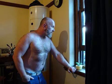 SERVICE BEAR