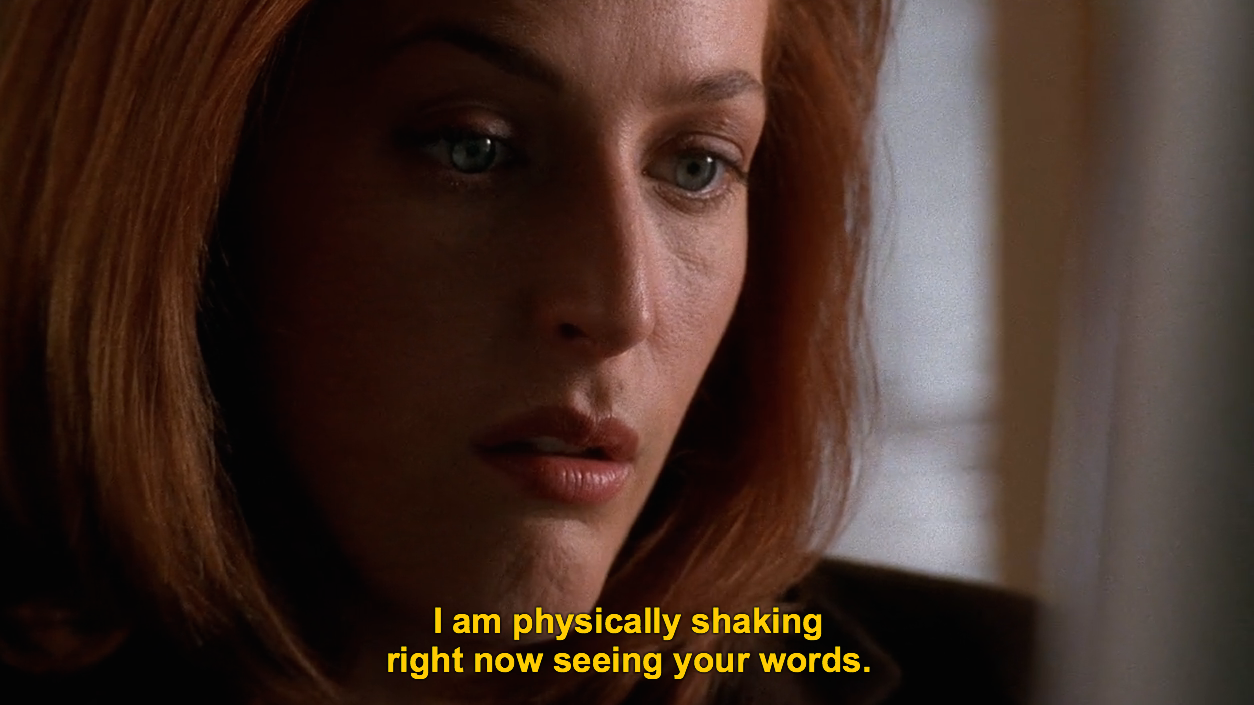 fight-the-beee:  me, whenever Gillian tweets: 