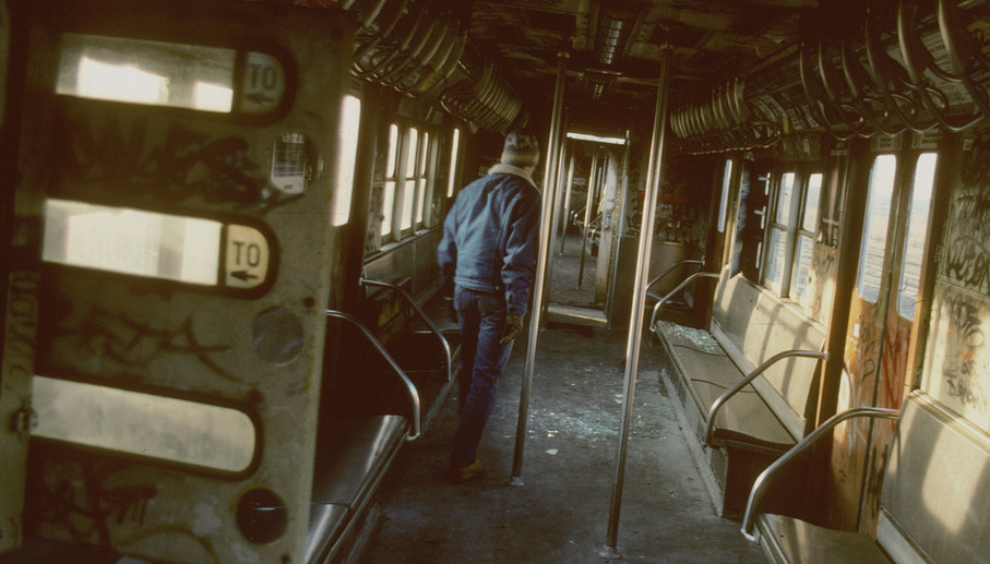 hopeful-melancholy:New York in the 80s, photographed by Steven Siegel  