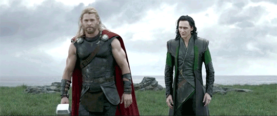 asamandra:  ruinedchildhood:  Thor: Ragnarok / Men in Black: International  He has