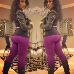allthickwomen:  @Delamuzica 