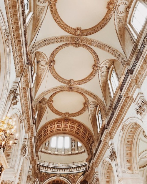 andantegrazioso:Westminster Abbey and St Paul’s Cathedral | kaleyfromkansas