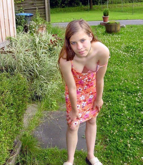 Porn onlybraless:  nakedingarden:  Naked in garden photos