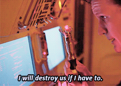 4x09 Forest of the Dead/7x08 Cold WarThe red setting.