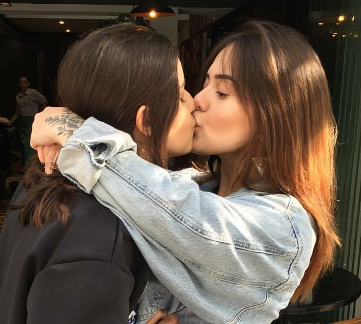 linda1234me:  love-mylesbianlife:  ❤❤❤💋💋💋💜👭💜💋💋💋❤❤❤Lesbian love is the most beautiful love in the world   The unmatchable beauty of lesbian love is one reason why even straight girls  strongly prefer to watch lesbian