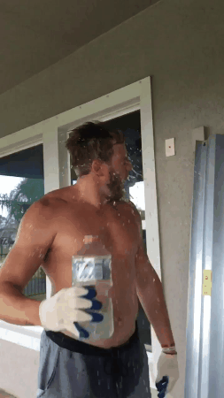 https://hot4men.tumblr.com/post/165105802617