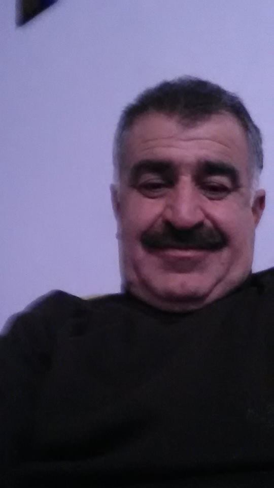 arabcockslave:  Mr. Qaseem expects a blowjob everyday. Call it “the terms of my
