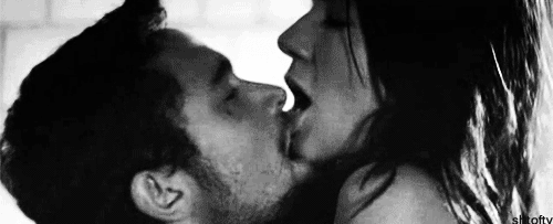youremysweetestdrug:  Black and white Sexual, love, cuddle, advice and romance blog x