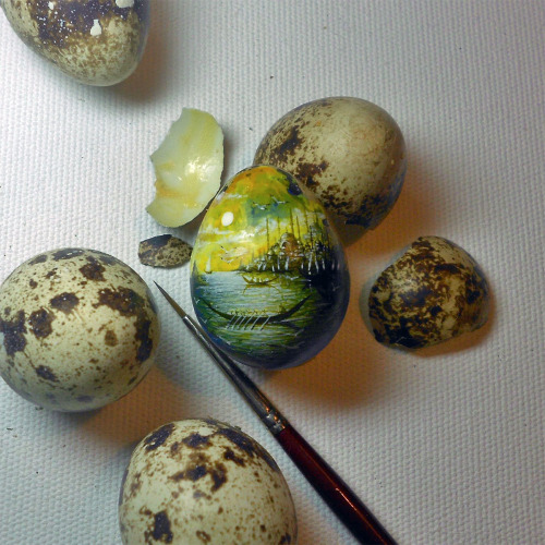 escapekit:  Tiny landscapes Turkish artist Hasan Kale creates impossibly tiny landscapes on pieces of food from onion peels to kiwi seeds and bits of chocolate.