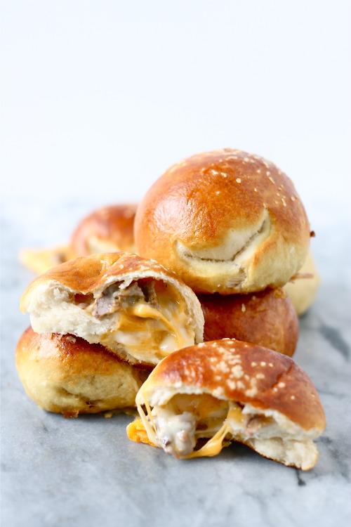 do-not-touch-my-food:  Steak and Cheese Stuffed Pretzel Bites