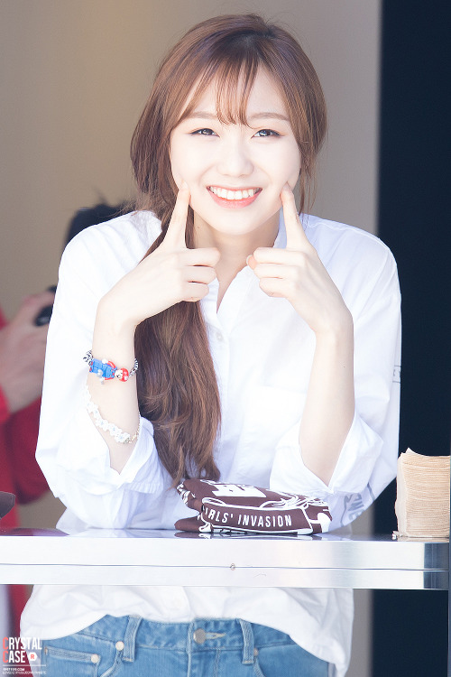 SuJeong (Lovelyz) - Cafe Lovelyz Pics