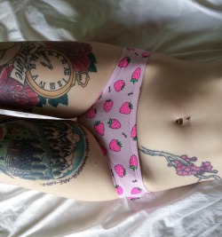 Spannie:   My New Cute Strawberry Underwear. 