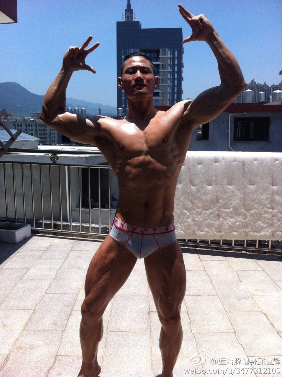 I love Asian guys, nude hunks, cocks, cum and more
