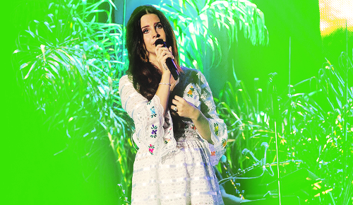 lana-del-grey:  PARADISE TOUR 