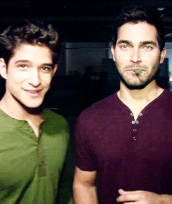 alphaass:  howlnatural:  heathyr:  the right gif is when your friend won’t stop subtly hinting about your crush when they’re standing near you  OKAY BUT THERE ARE A MILLION FICS WHERE SCOTT IS SHOCKED WHEN STILES AND DEREK GET TOGETHER AND A MILLION