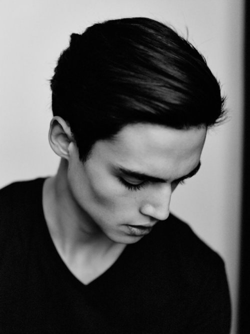 manniskorarkonstiga:    Rodrigo at M Management Men photographed by Clement PJ Schneider   