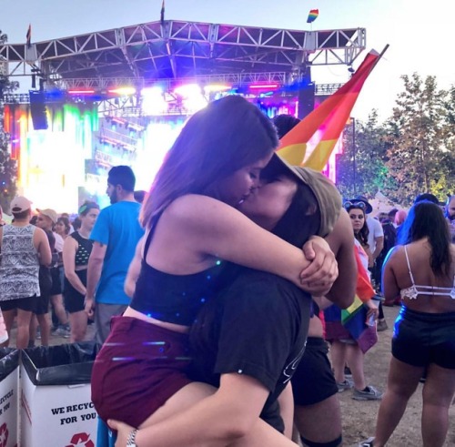 If you saw me at Pride I was either drinking a beer, eating food, or had Joanna lifted in the air #w