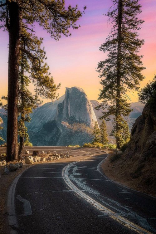 renamonkalou: Sunrise vibes from Glacier Point |  Vaché Geyoghlian Yosemite