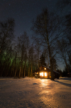 etherealvistas:  Cabin in the woods (Finland) by Pekka Hyytinen 
