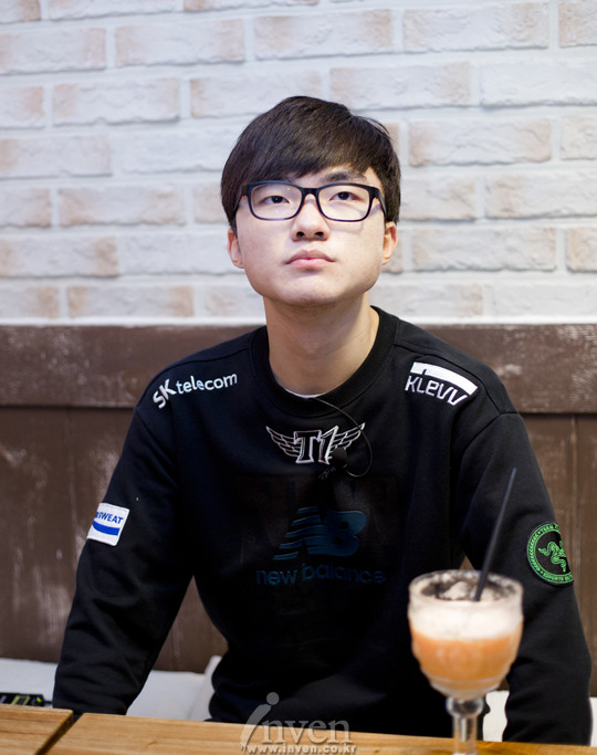 In The Moment: Lee 'Faker' Sang-hyeok LCK debut – video