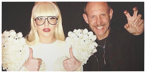 inlovewithgaga:  Lady Gaga and Terry Richardson Behind the Scenes 