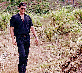 humorgifs:Jurassic Park (1993) dir. Steven Spielberg