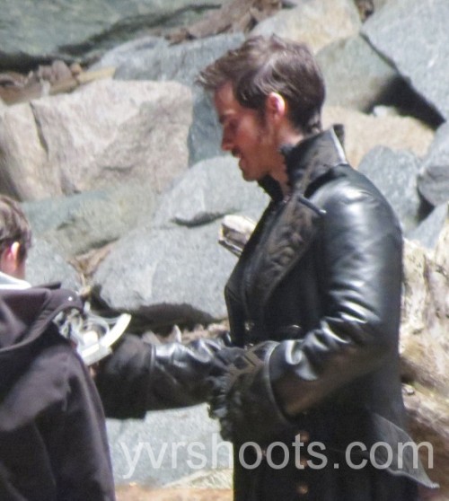 hopelikethemoon:What are Once Upon a Time’s Henry (Jared Gilmore) and Hook (Colin O’Donoghue) doing 