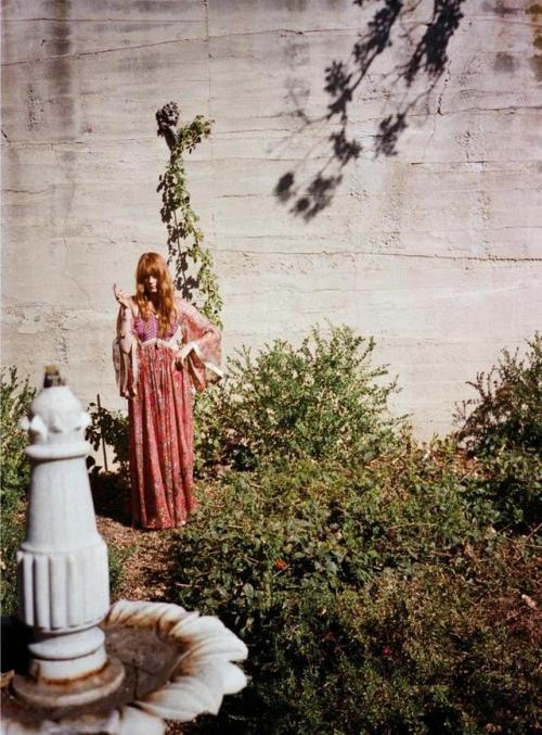 fatmdaily: Florence Welch for So It Goes Magazine photographed by Gia Coppola 