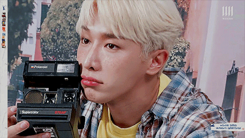 Wonho 2022 Seasons Greetings