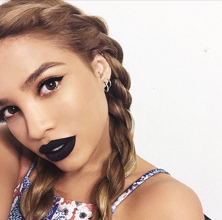 bombshellssonly:@andreaschoice