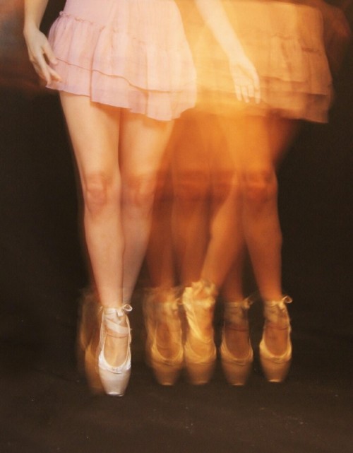Long exposure (4 seconds) Yes it’s me! Yes I learned to use ballet pointe shoes alone this yea