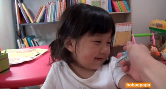 perfumesofspring-deactivated201:  SHE’S SO CUTE OMG 