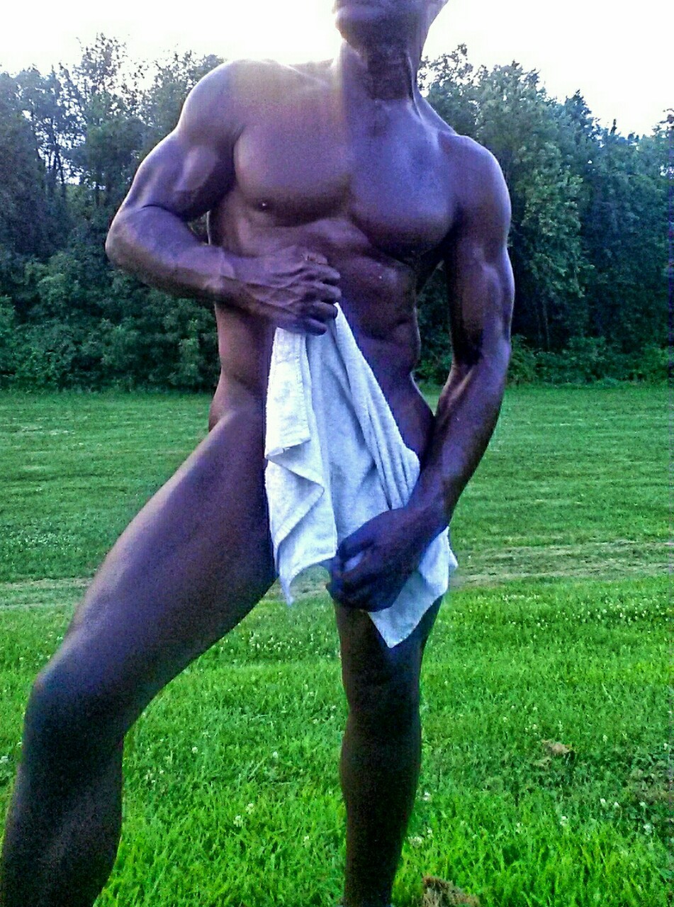 suite069:  …. suite069.tumblr.com …. always sexy, H.O.T and cool …. “summer