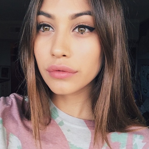 cristalserranodaily:  I’m in love now. ❤️  crystalserranoo
