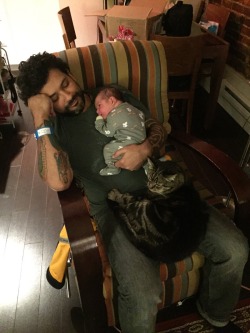 cute-overload:  Just came home with my newborn