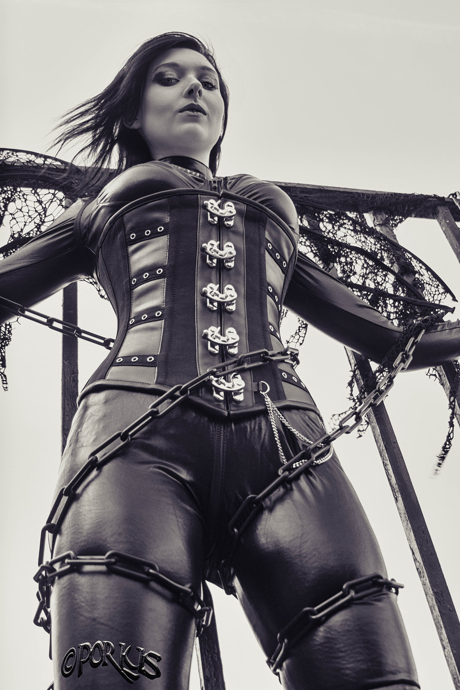 thecorsetauthority:  That is upside-down -Miss Miasma