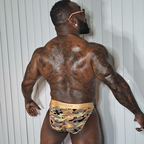 Porn blackmusclegenius: photos