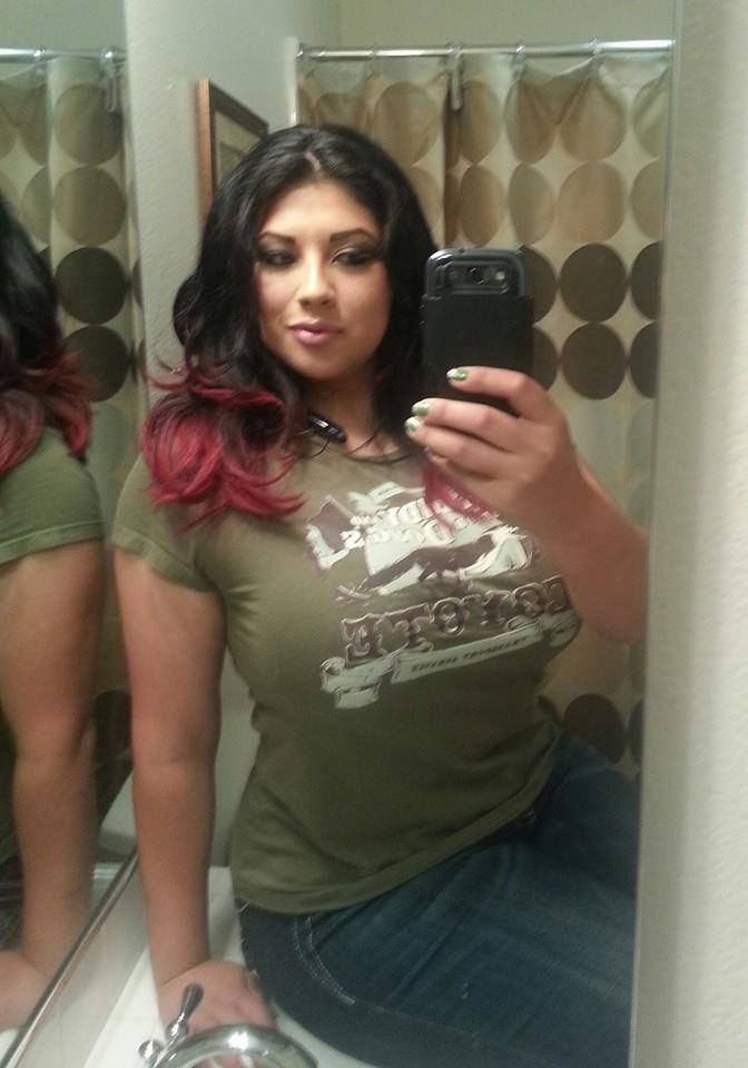 bigtittiesnbigbooties:  Model: Ivy Doomkitty Click here for SneakersClick here for