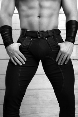 beautifulsexymens:  hot collection of beautiful sexy men, suitable for 18 , over