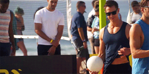 youngsamberg:Well, looks like my buddy here brought his six-pack with him.