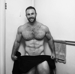 Follow my two hairy men blogs:http://sambrcln.tumblr.comhttp://hairysex.tumblr.com