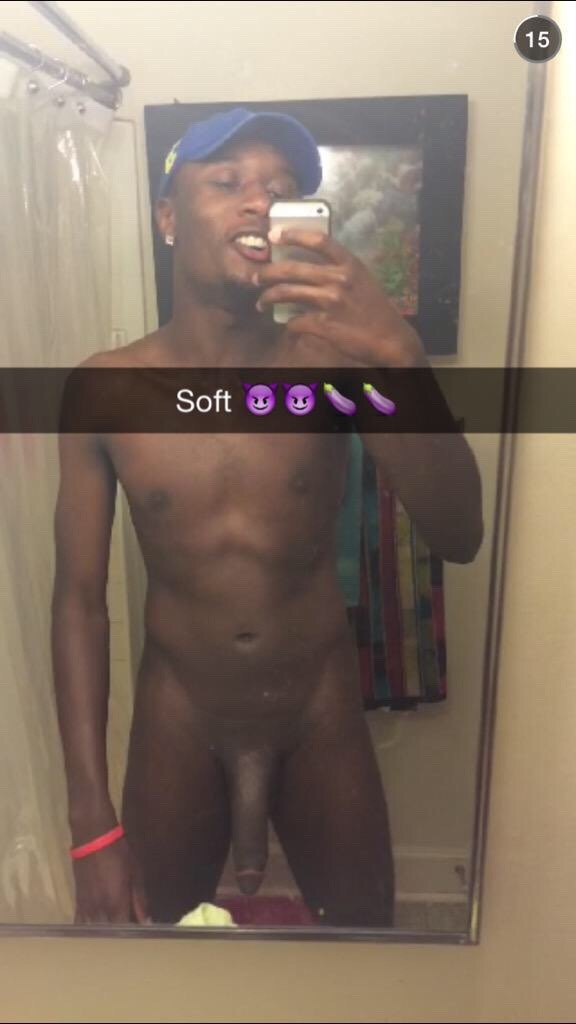 oopsyournudes:  hallofnudes:  😍😍😍  This person literally submitted the exact