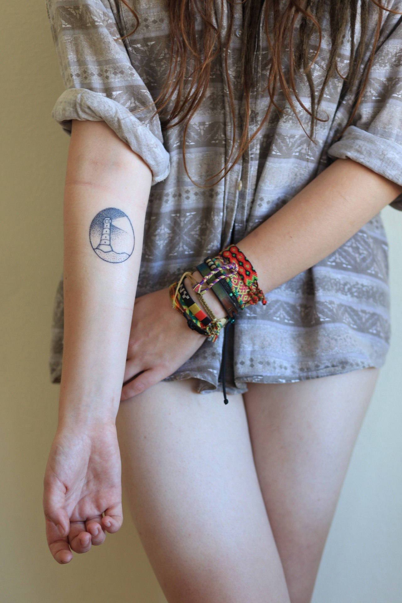 meorzo:  Fresh handpoke tattoo made by me &lt;3 