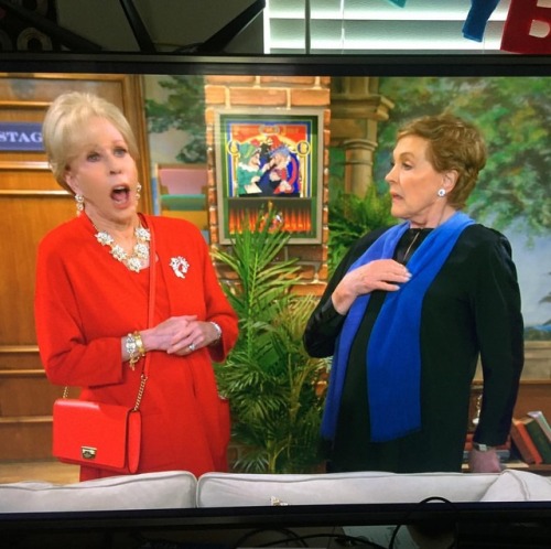 CAROL BURNETT IS ON THE SHOW!!!! She’s a character on the show. I legit started yelling her na