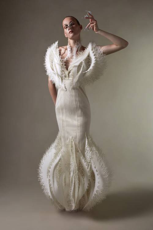 Iris Van Herpen, Fall 2021 Couture Credits:Masha Vasyukova - DirectorPatti Wilson - Fashion Edi