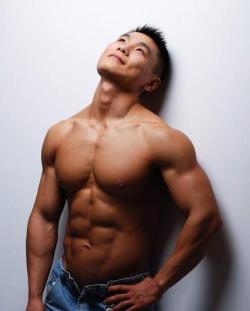 Viva!Asian hunks!