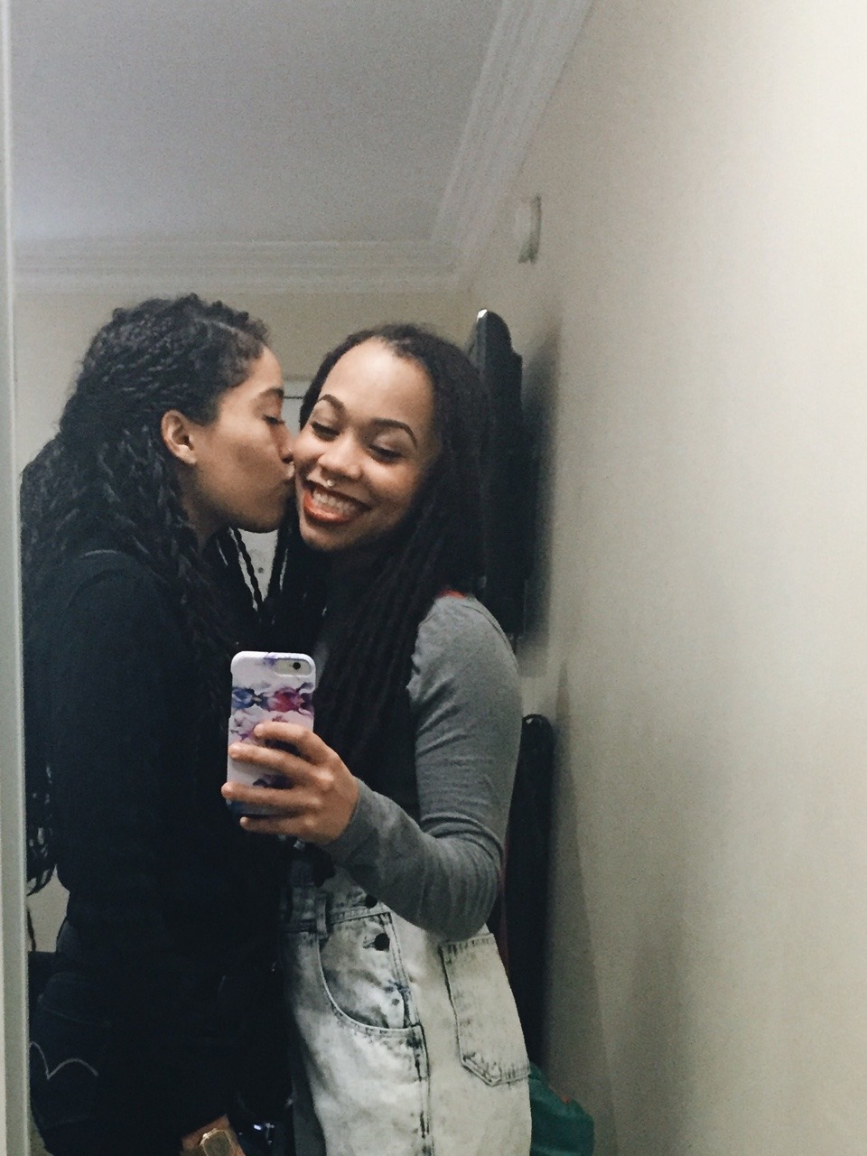 black&ndash;lamb:  👯