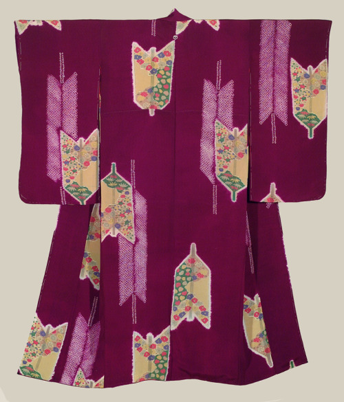 A chirimen silk kimono featuring two types of sometimes overlapping yabane (arrow feather) motifs, o